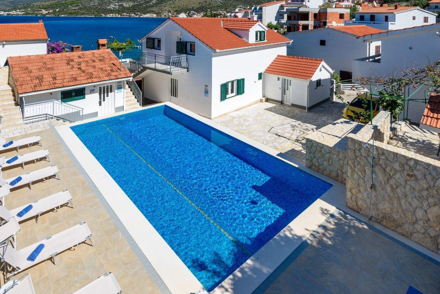 Apartments Bisernica-With Pool Ražanj المظهر الخارجي الصورة