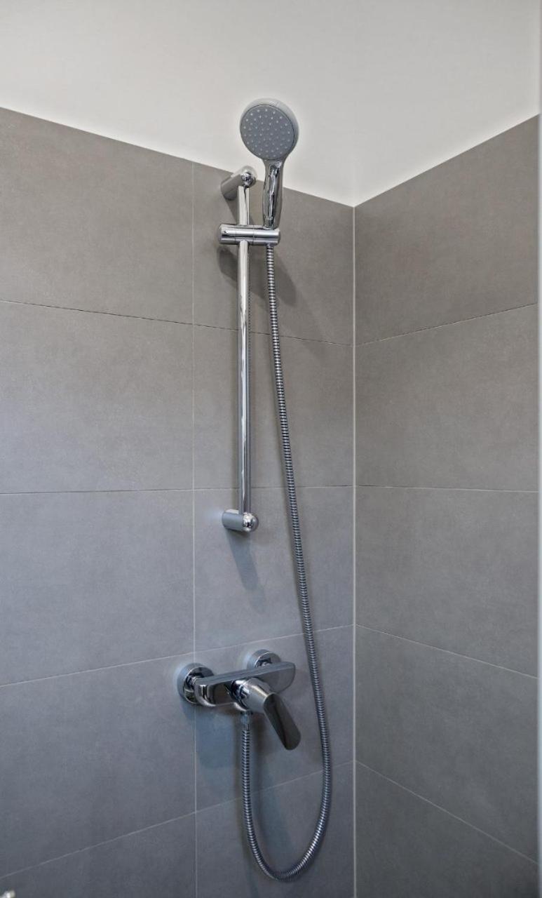 Apartments Bisernica-With Pool Ražanj المظهر الخارجي الصورة